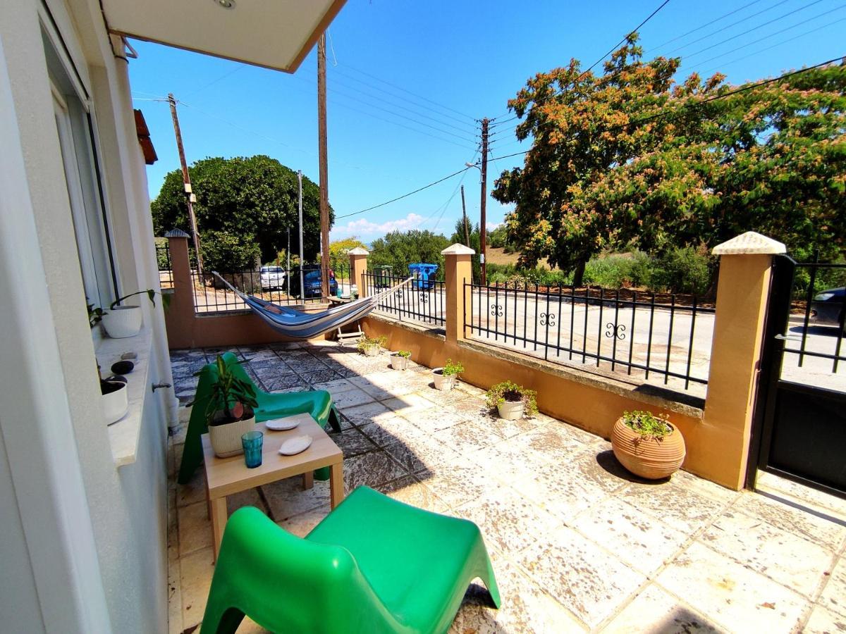 Gaia Guest House Peraia  Exterior photo